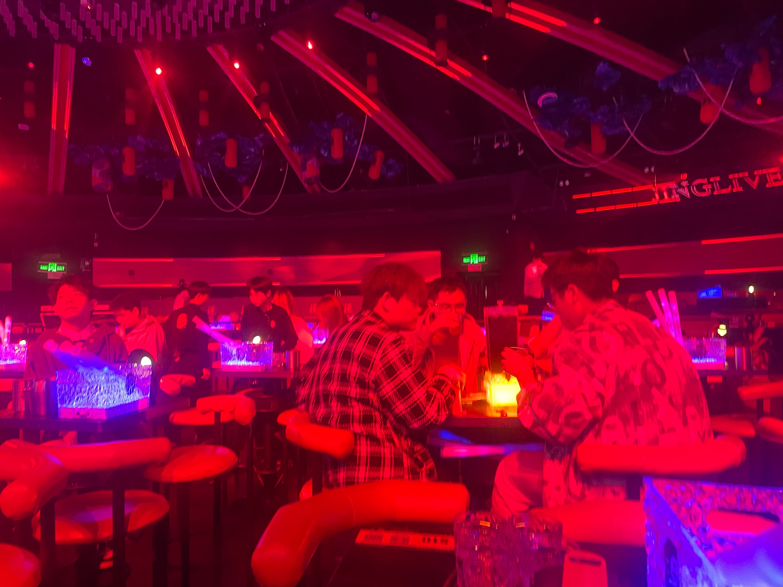 遂宁商务ktv消费方式全解析-射洪县ktv预定